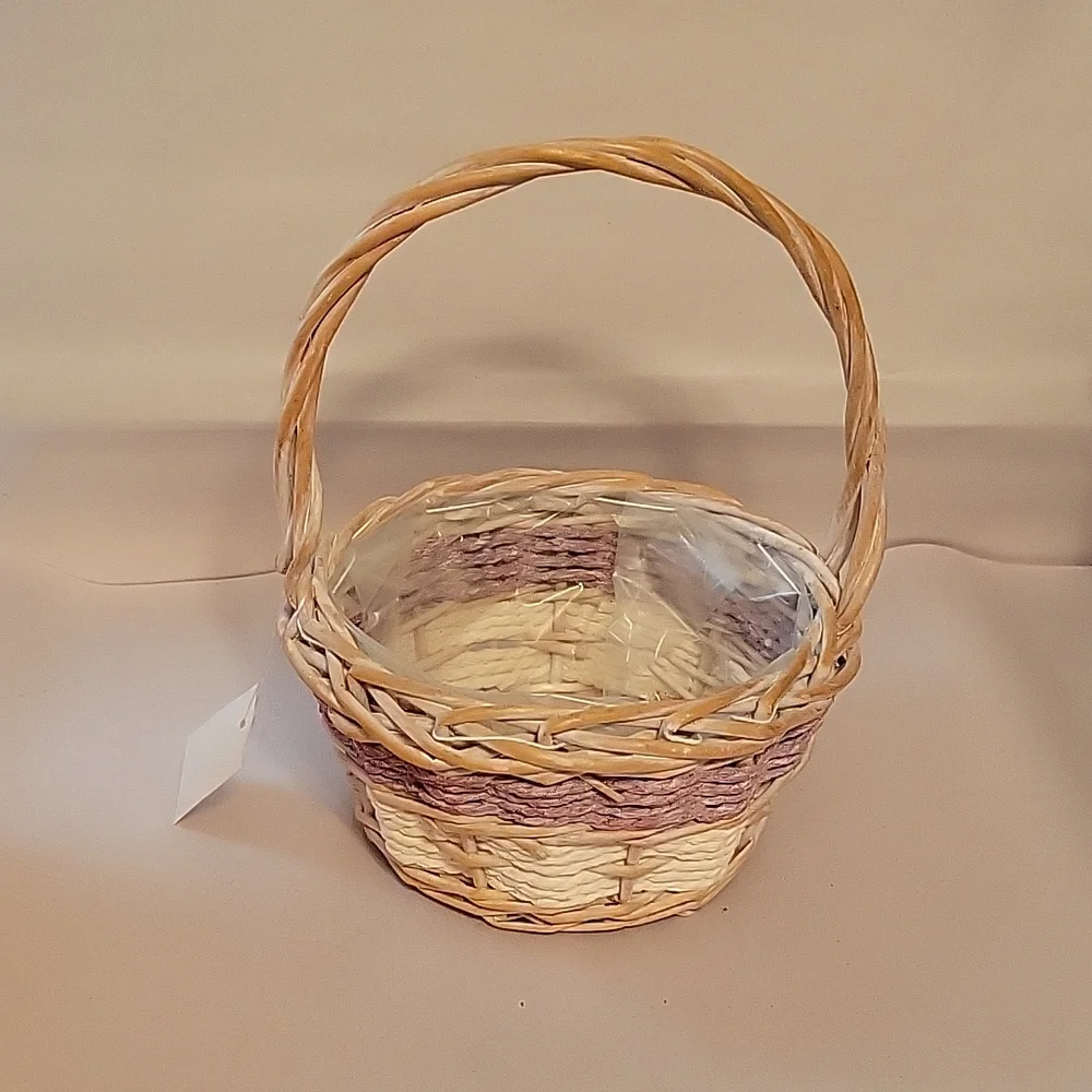 Small Basket with Liner